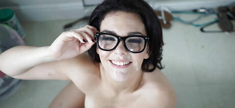 Excellent latina milf Kimber Woods in glasses in sex scene 