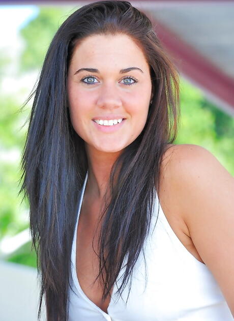 Enticing dark hair babe Harper shows big hooters and spreads her legs outdoor